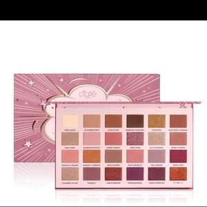 CIATÉ LONDON I am A Woman Palette